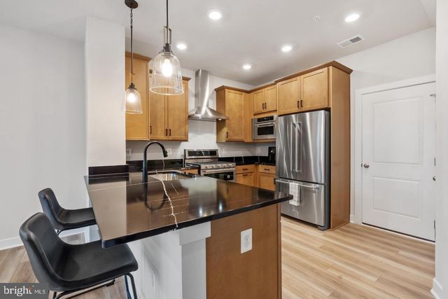 45176 DROWES TER, Sterling, VA 20166