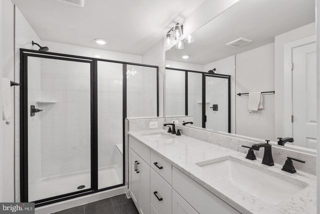 45176 DROWES TER, Sterling, VA 20166