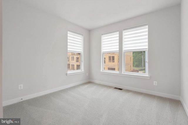 45176 DROWES TER, Sterling, VA 20166