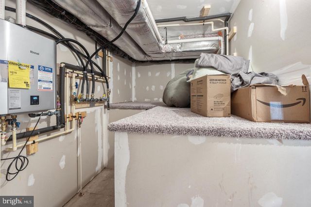 45176 DROWES TER, Sterling, VA 20166