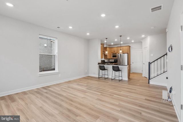 45176 DROWES TER, Sterling, VA 20166