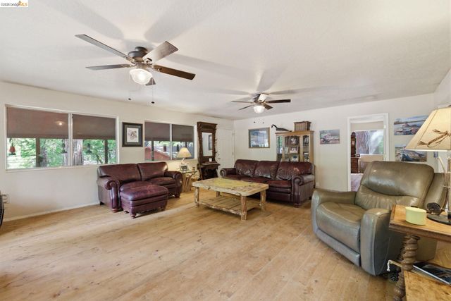 19979 Mountain Misery, Twain Harte, CA 95383