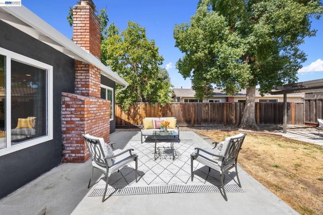 720 Leland Way, Livermore, CA 94550