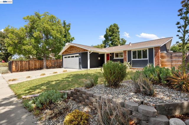 720 Leland Way, Livermore, CA 94550