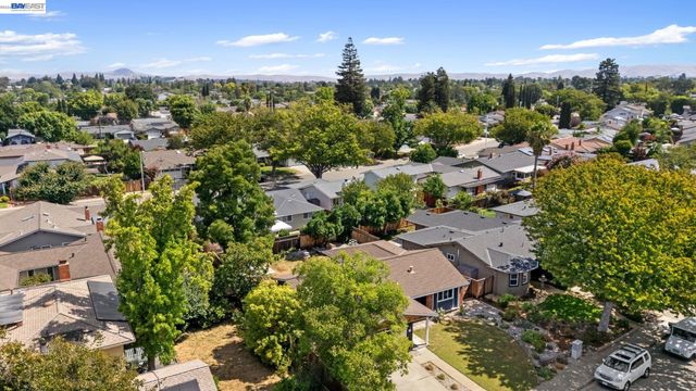 720 Leland Way, Livermore, CA 94550