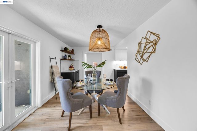 720 Leland Way, Livermore, CA 94550