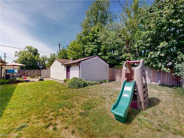 1078 Cherokee Trail, Willoughby, OH 44094