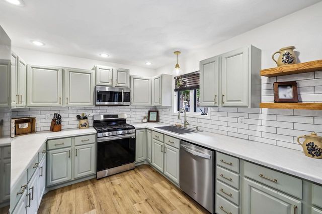 730 Meadow Lane, Reedsburg, WI 53959