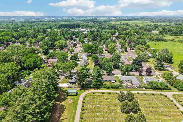 730 Meadow Lane, Reedsburg, WI 53959