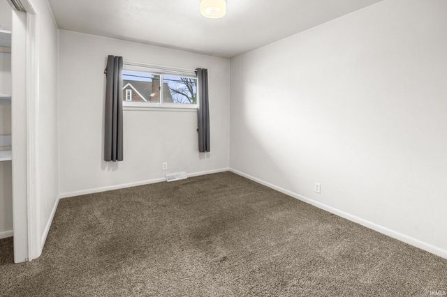 1609 N Jackson Street, Jasper, IN 47546