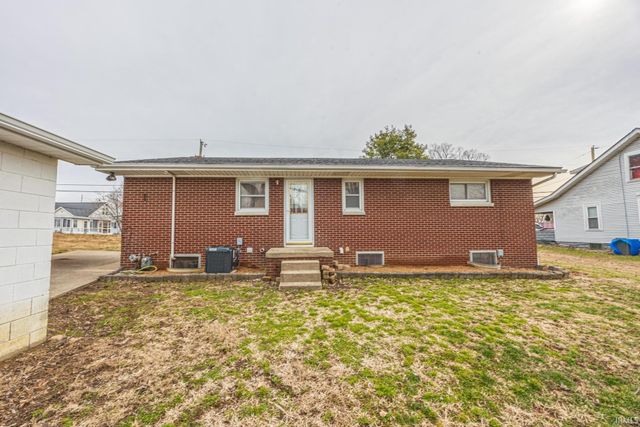 1609 N Jackson Street, Jasper, IN 47546