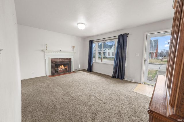 1609 N Jackson Street, Jasper, IN 47546