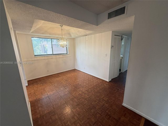 7370 Ashmont Cir 301, Tamarac, FL 33321