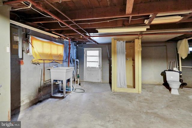 107 GIBRALTAR RD, Reading, PA 19606