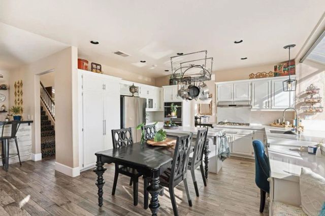 2763 Canyon Oak Place, Escondido, CA 92029