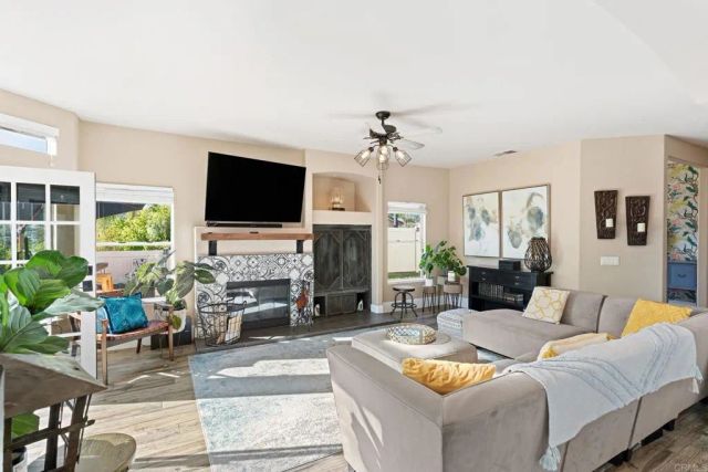 2763 Canyon Oak Place, Escondido, CA 92029