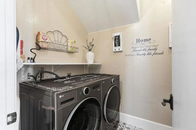 2763 Canyon Oak Place, Escondido, CA 92029