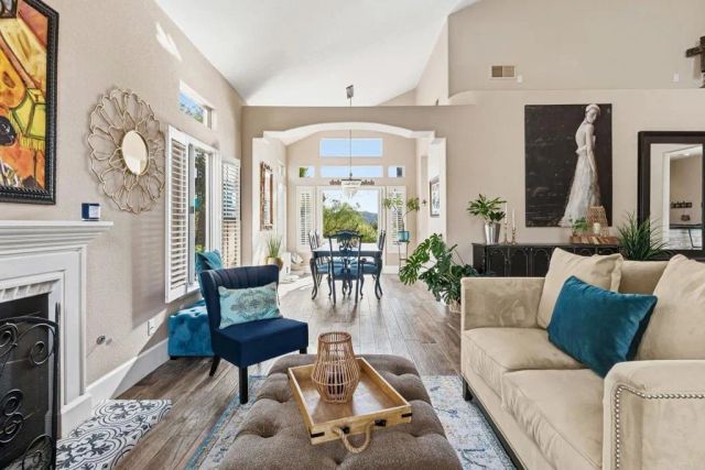 2763 Canyon Oak Place, Escondido, CA 92029