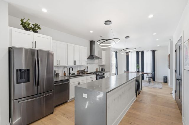 160 Wilson Avenue, Columbus, OH 43205
