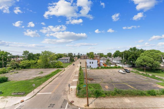 160 Wilson Avenue, Columbus, OH 43205