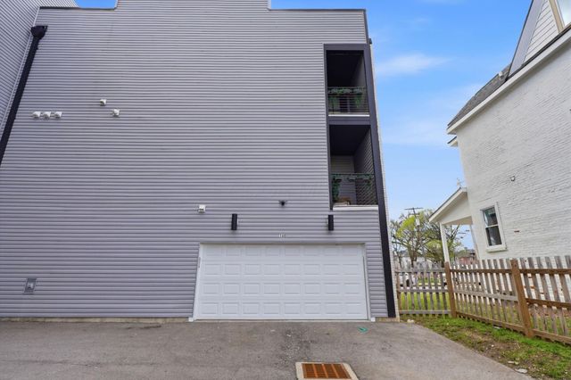 160 Wilson Avenue, Columbus, OH 43205