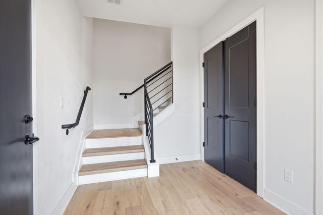 160 Wilson Avenue, Columbus, OH 43205