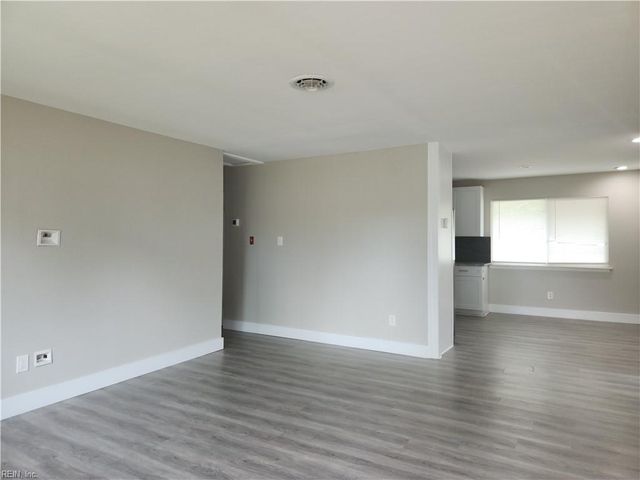 3528 Boyd RD, Virginia Beach, VA 23452