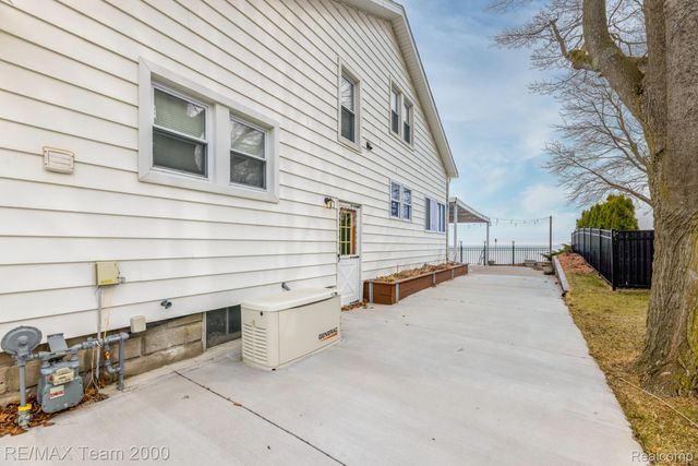 7745 Lakeview Drive, Worth Township, MI 48450