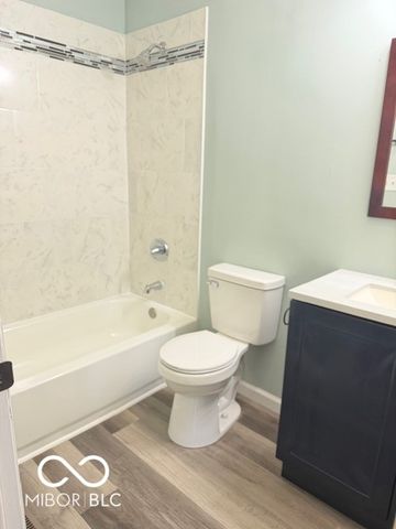 1449 Biloxi Lane, Beech Grove, IN 46107