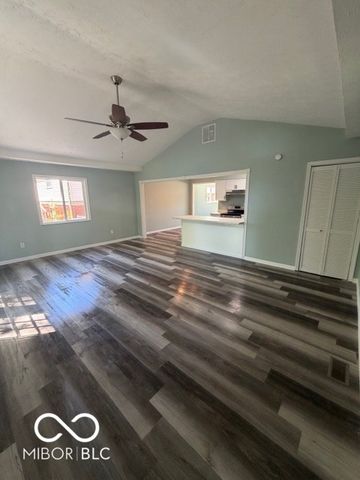 1449 Biloxi Lane, Beech Grove, IN 46107