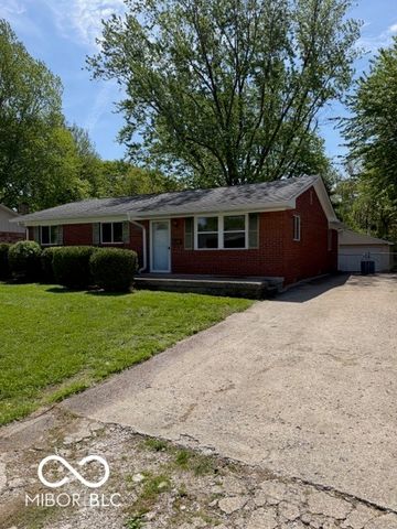 1449 Biloxi Lane, Beech Grove, IN 46107