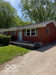 1449 Biloxi Lane, Beech Grove, IN 46107