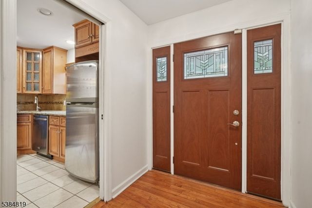 280 E Cedar St, Livingston Twp., NJ 07039