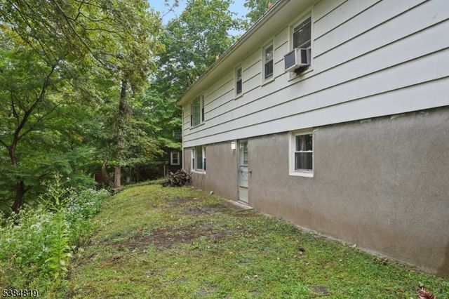 280 E Cedar St, Livingston Twp., NJ 07039