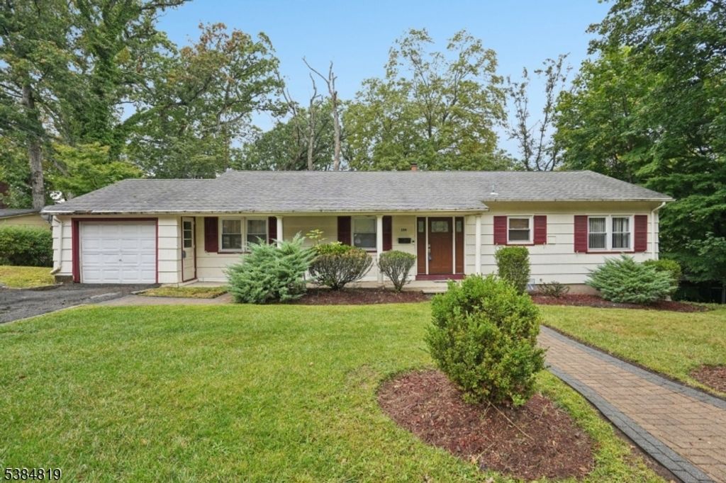 280 E Cedar St, Livingston Twp., NJ 07039