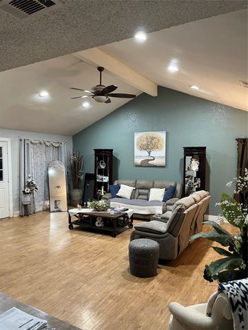 3001 Colony Drive, Mesquite, TX 75150