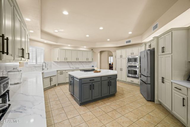 6224 CALLE LISA Way, El Paso, TX 79912