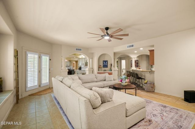 6224 CALLE LISA Way, El Paso, TX 79912