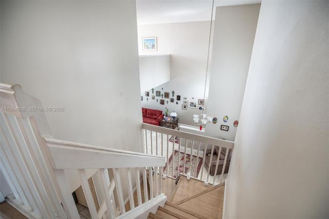 13930 Oak Ridge Dr, Davie, FL 33325