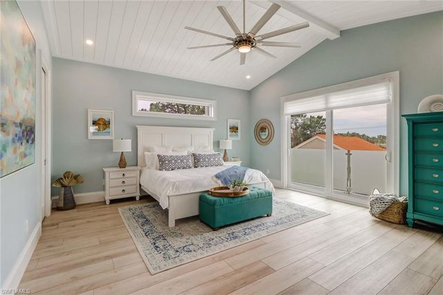 5130 Alpha CT, Naples, FL 34105