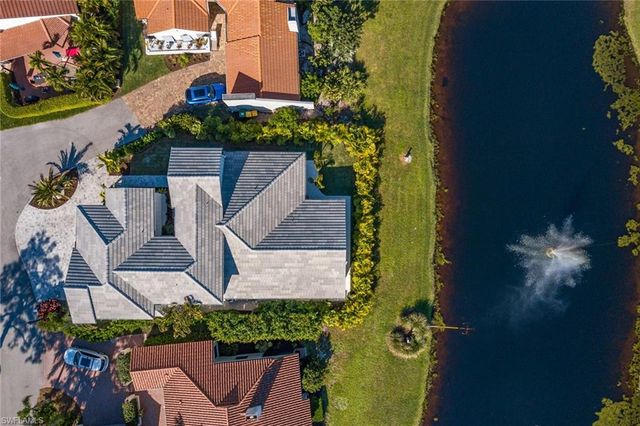 5130 Alpha CT, Naples, FL 34105