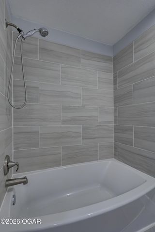 1350 Rainbow Drive, Joplin, MO 64804