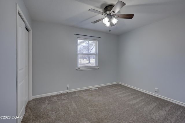 1350 Rainbow Drive, Joplin, MO 64804