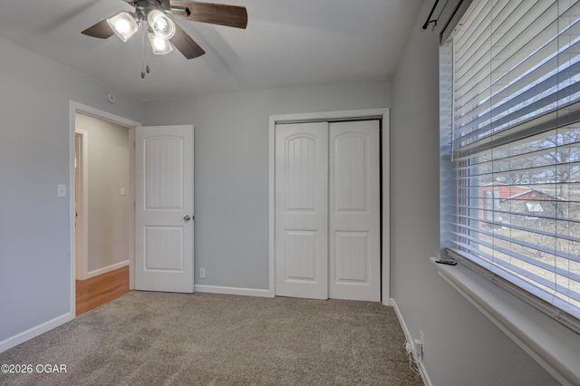 1350 Rainbow Drive, Joplin, MO 64804