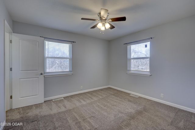 1350 Rainbow Drive, Joplin, MO 64804