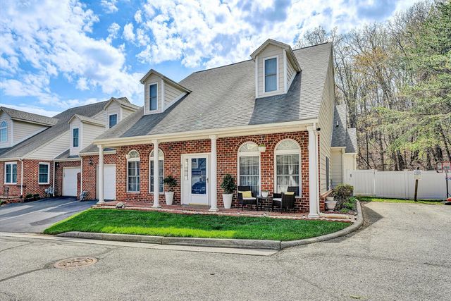 5424 Quail Ridge CT, Roanoke, VA 24018