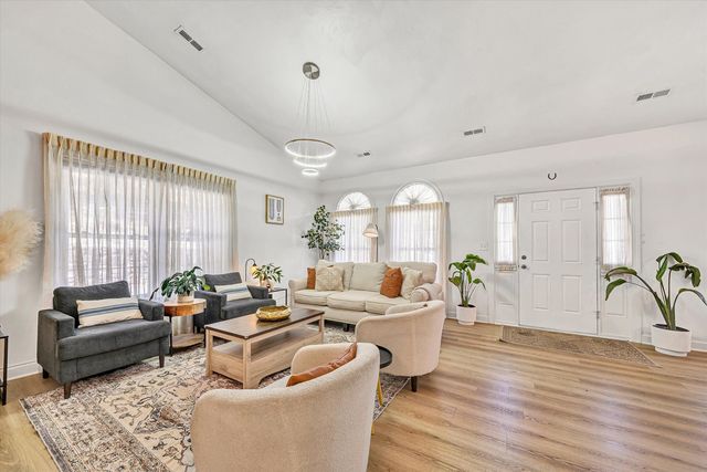 5424 Quail Ridge CT, Roanoke, VA 24018