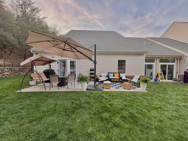 5424 Quail Ridge CT, Roanoke, VA 24018
