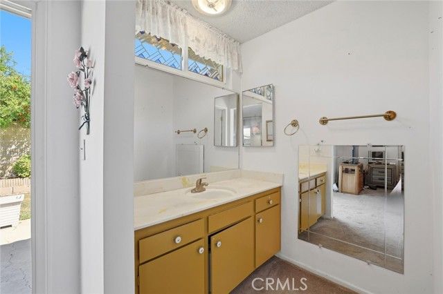 19402 Benfield Avenue, Cerritos, CA 90703