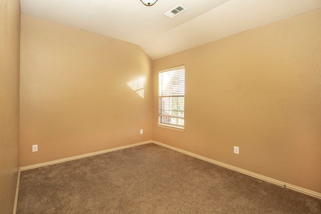 903 Fieldstone Drive, Cedar Hill, TX 75104